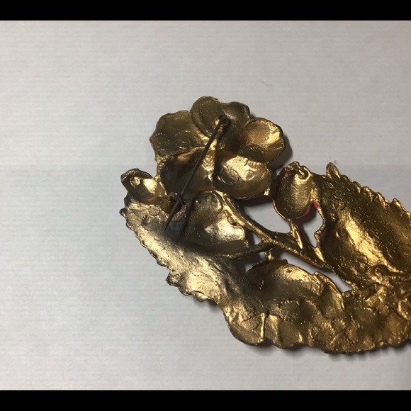 Brooch - Picture 3 of 3